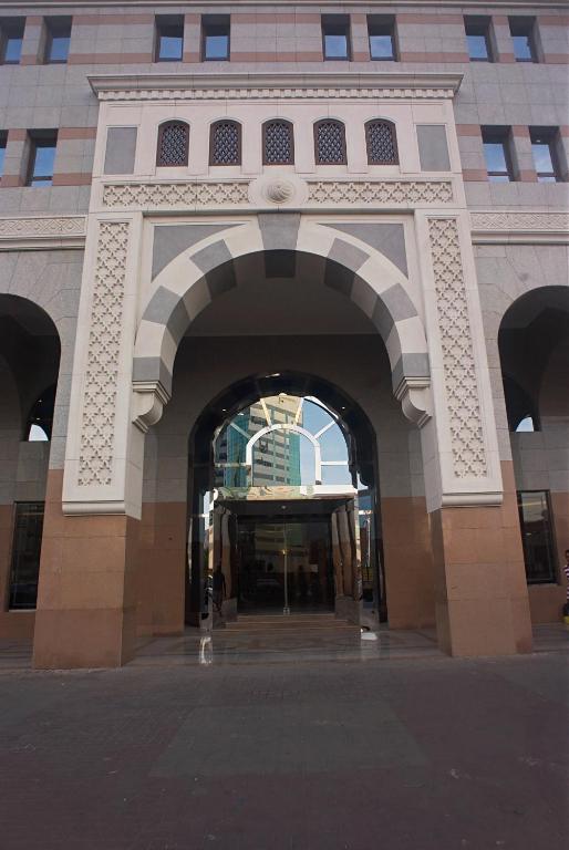 img-hotel