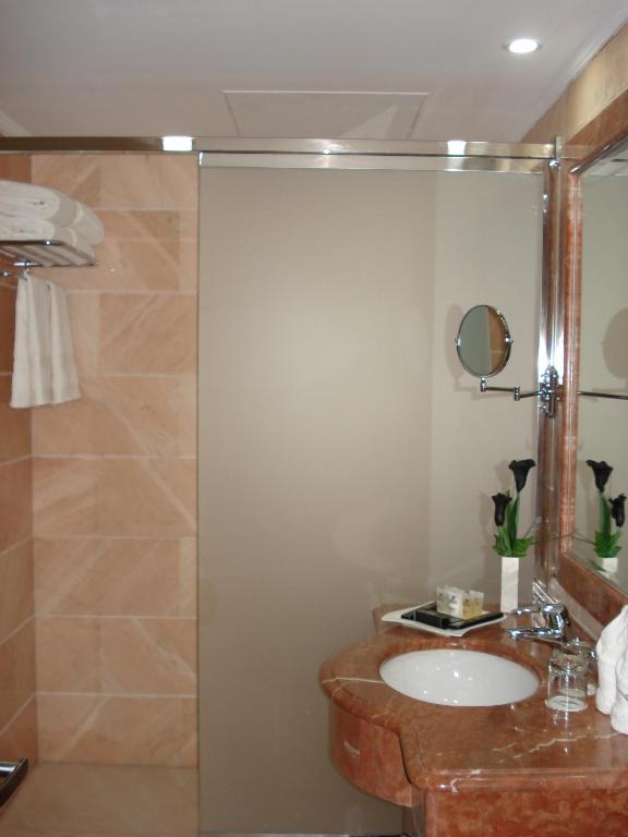 img-hotel