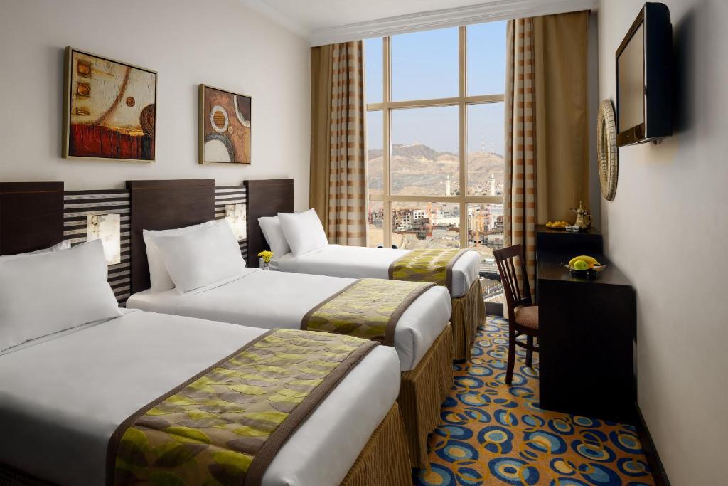 img-hotel