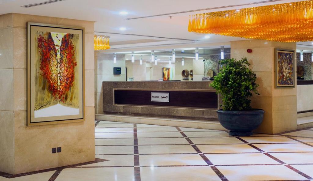 img-hotel